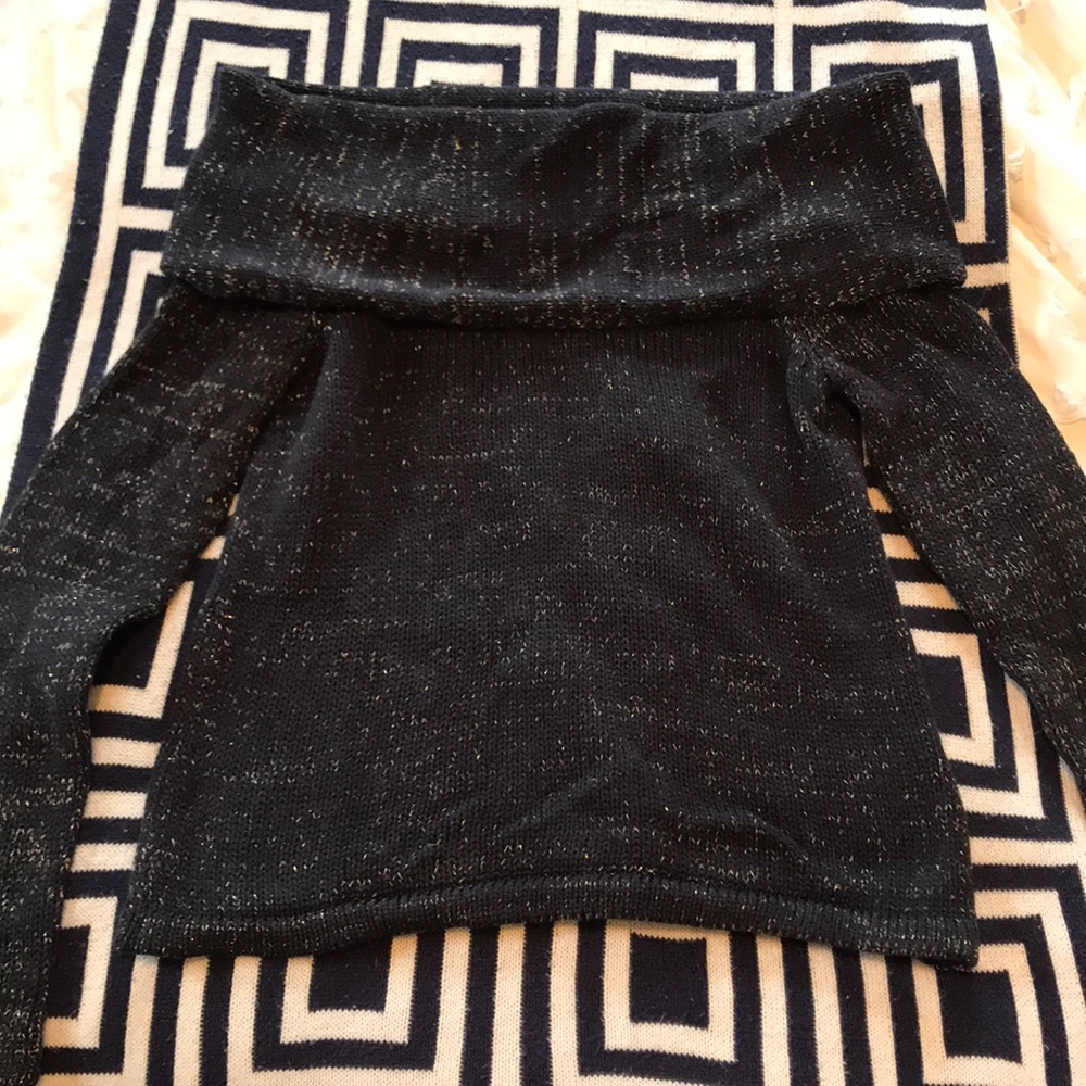 Off the shoulder sweater - navy blue w/gold detail